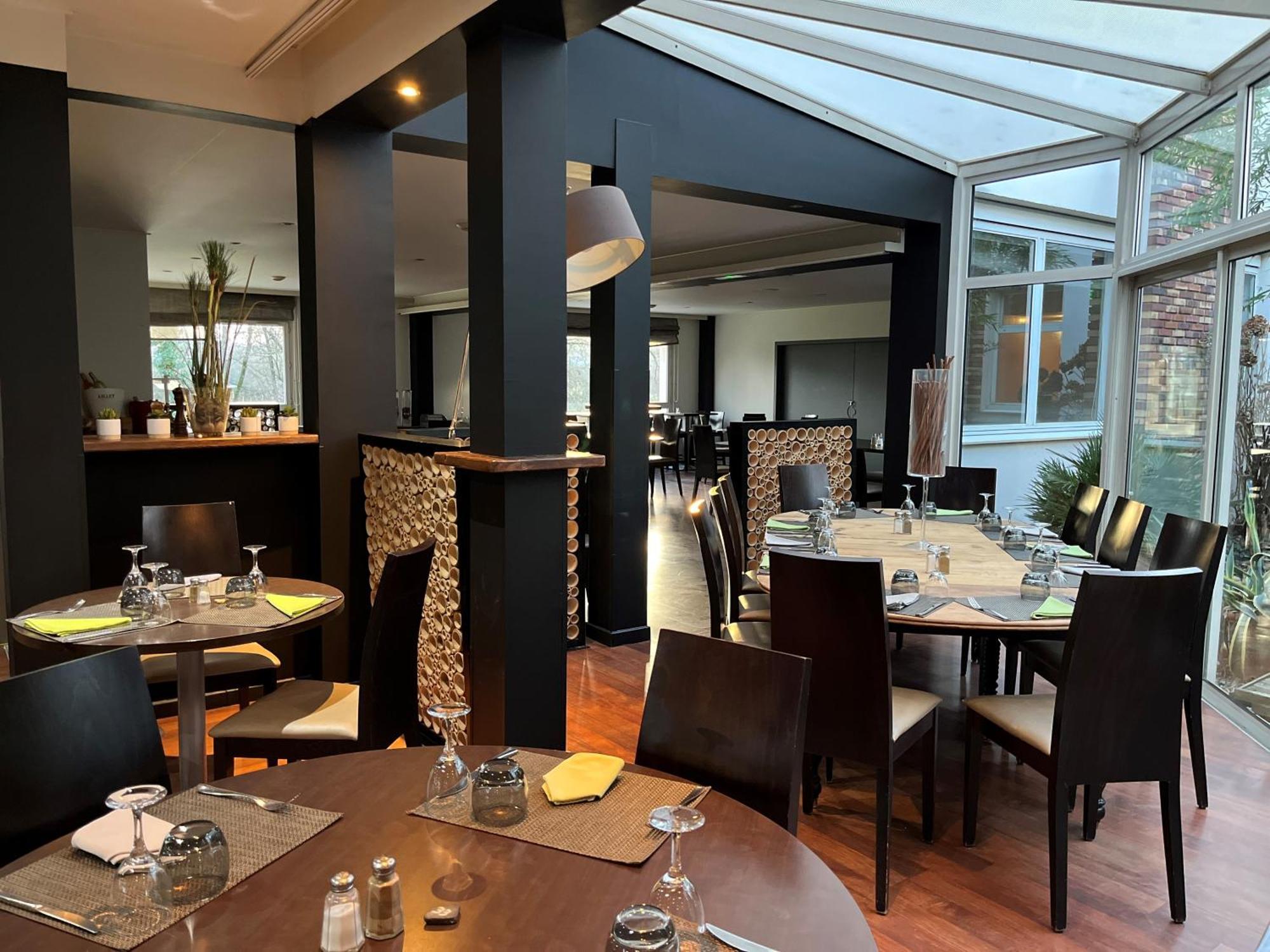 Ambiance Hotel Limas Buitenkant foto